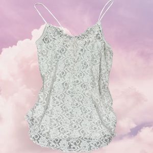 Gorgeous lace white top with embroidery and beading detail